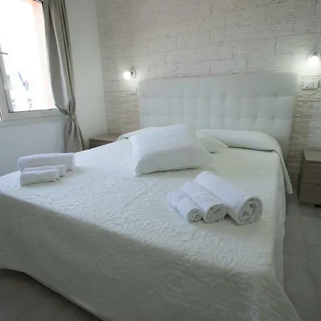 Sole E Luna San Teodoro (Sardinia)