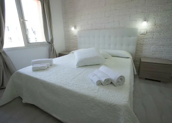 Sole E Luna San Teodoro (Sardinia)