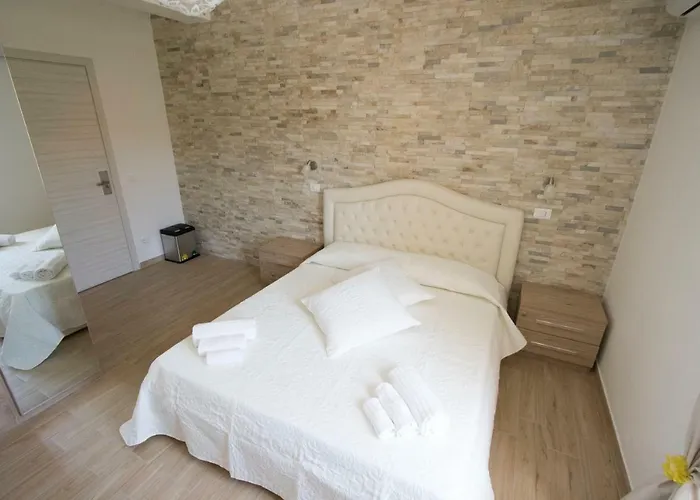 Sole E Luna Couette-café 3*