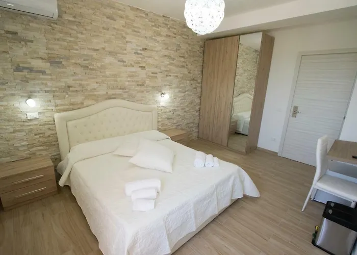 Sole E Luna Bed and Breakfast 3*