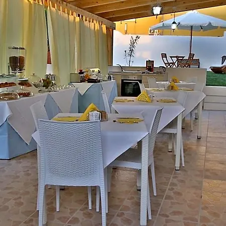 Sole E Luna Bed & Breakfast 3*