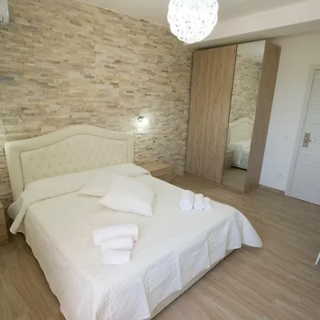 Sole E Luna Bed and breakfast 3*